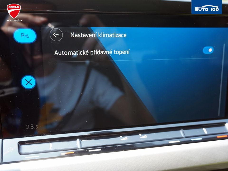 VW Golf  Life 2,0TDi 85kW M6