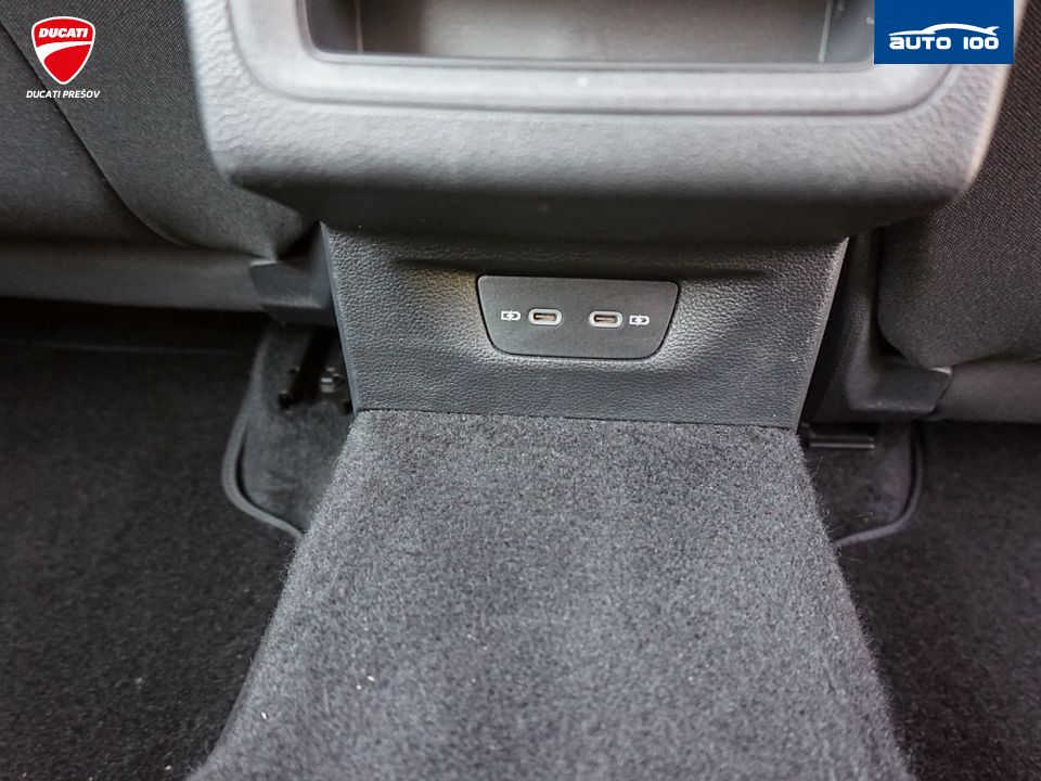 VW Golf  Life 2,0TDi 85kW M6