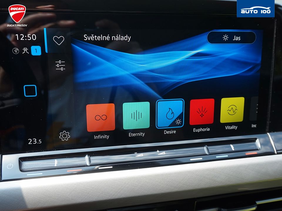 VW Golf  Life 2,0TDi 85kW M6