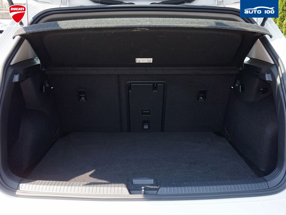 VW Golf  Life 2,0TDi 85kW M6