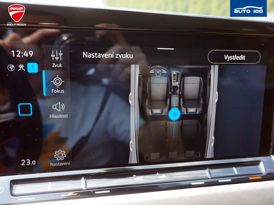 VW Golf  Life 2,0TDi 85kW M6