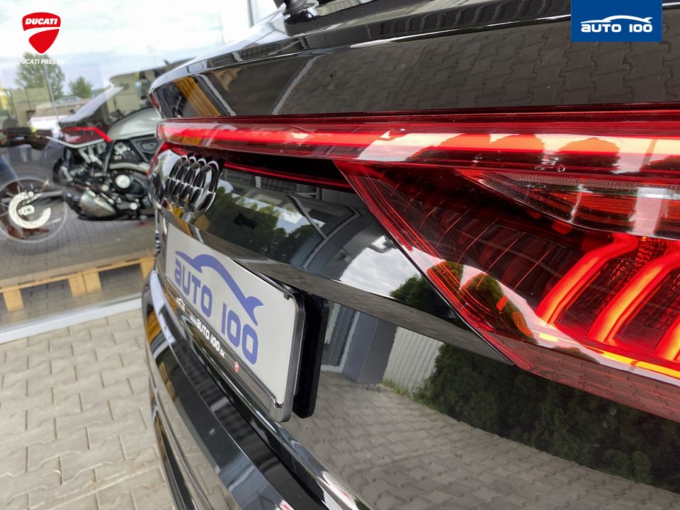 Audi Q8 50 quattro 3.0 TDI M-HEV 210kW Tiptronic-8