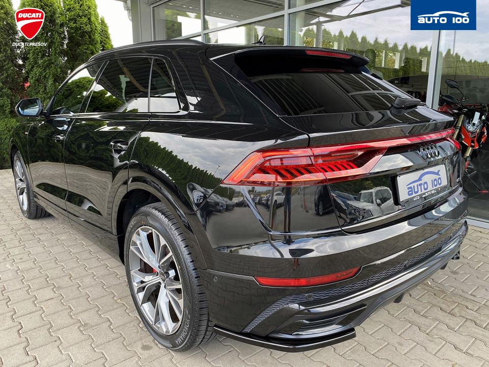 Audi Q8 50 quattro 3.0 TDI M-HEV 210kW Tiptronic-8
