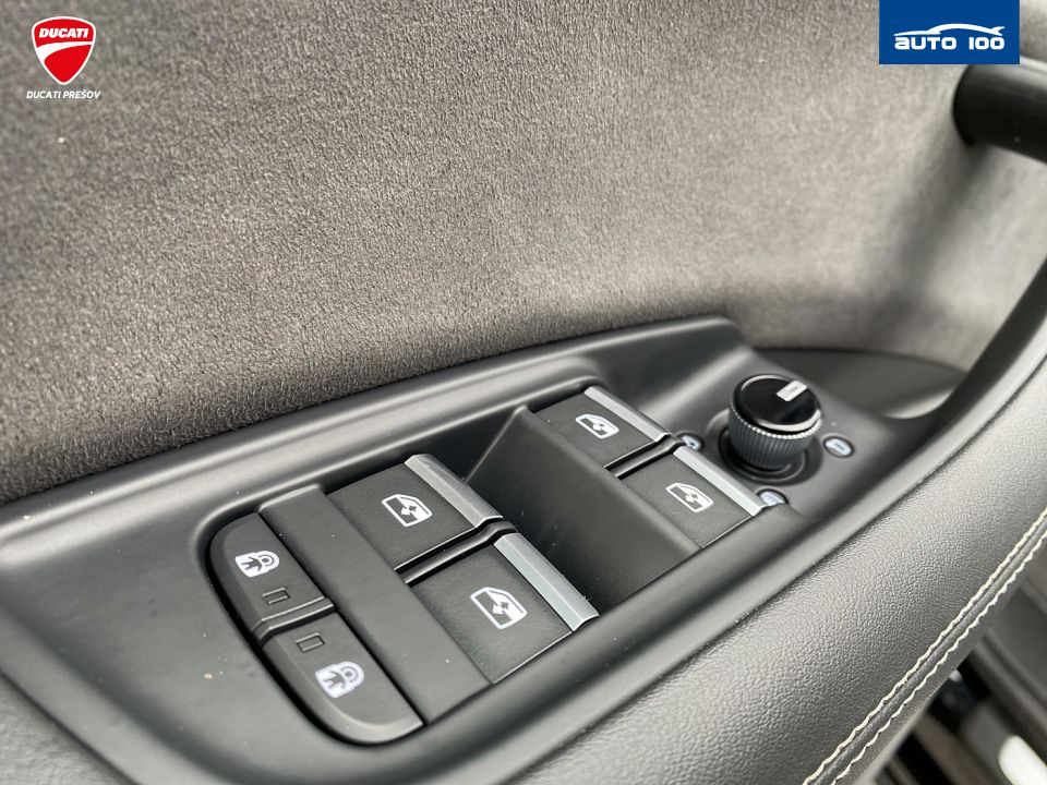 Audi Q8 50 quattro 3.0 TDI M-HEV 210kW Tiptronic-8