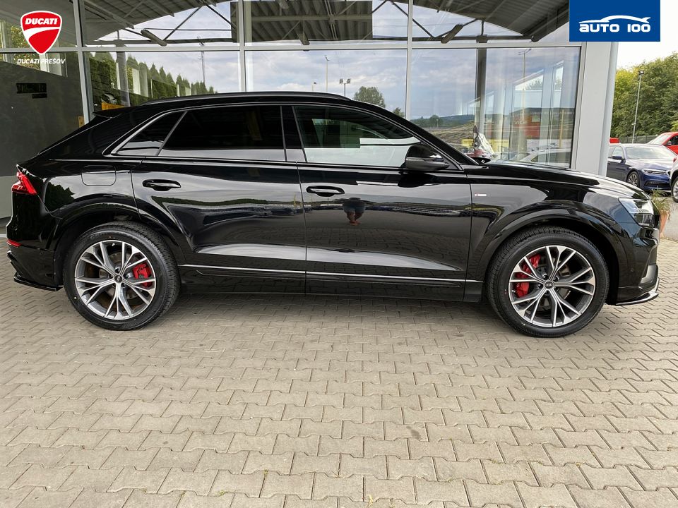 Audi Q8 50 quattro 3.0 TDI M-HEV 210kW Tiptronic-8
