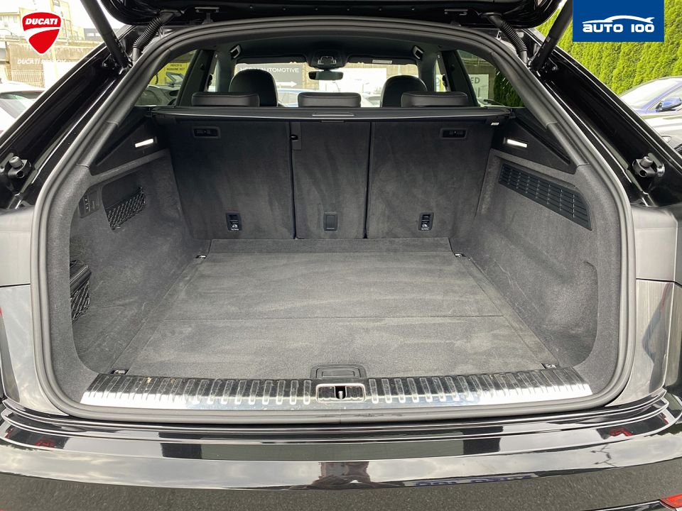 Audi Q8 50 quattro 3.0 TDI M-HEV 210kW Tiptronic-8