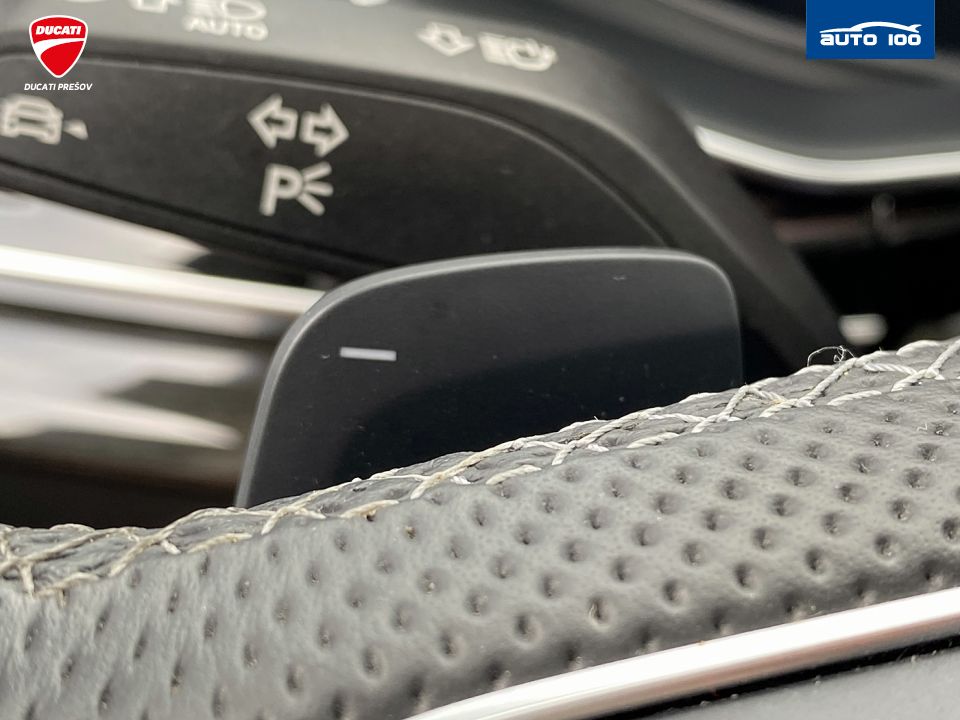 Audi Q8 50 quattro 3.0 TDI M-HEV 210kW Tiptronic-8