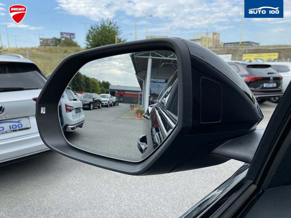 Audi Q8 50 quattro 3.0 TDI M-HEV 210kW Tiptronic-8