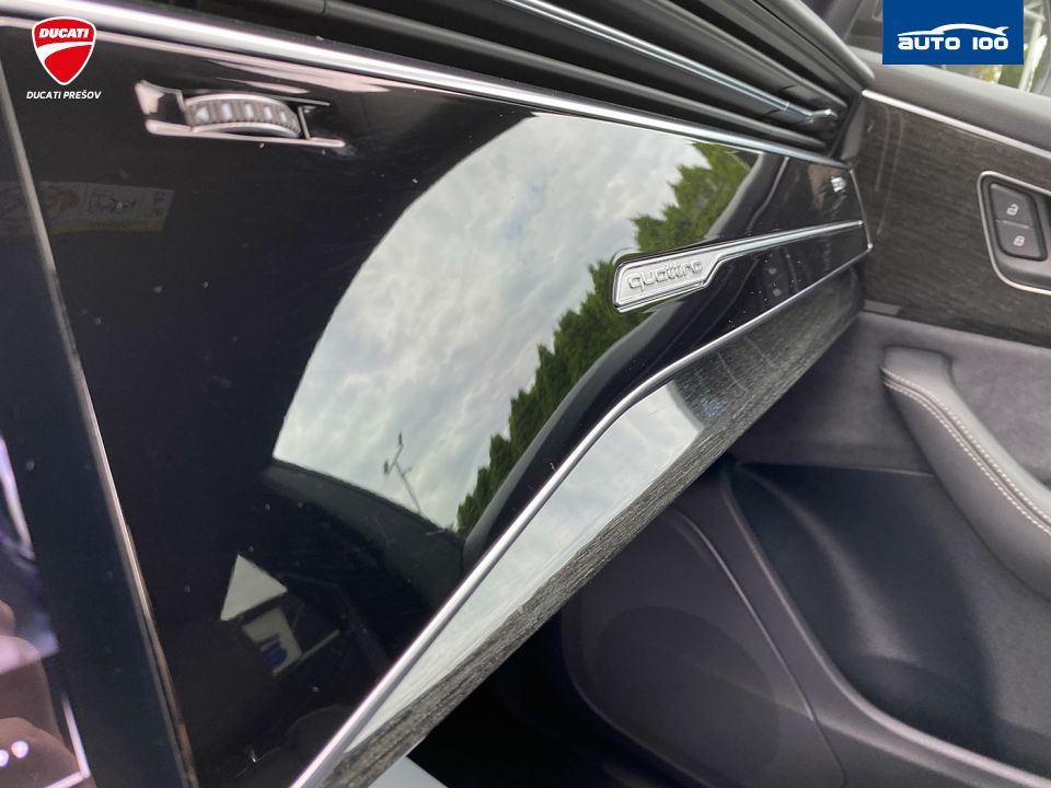 Audi Q8 50 quattro 3.0 TDI M-HEV 210kW Tiptronic-8