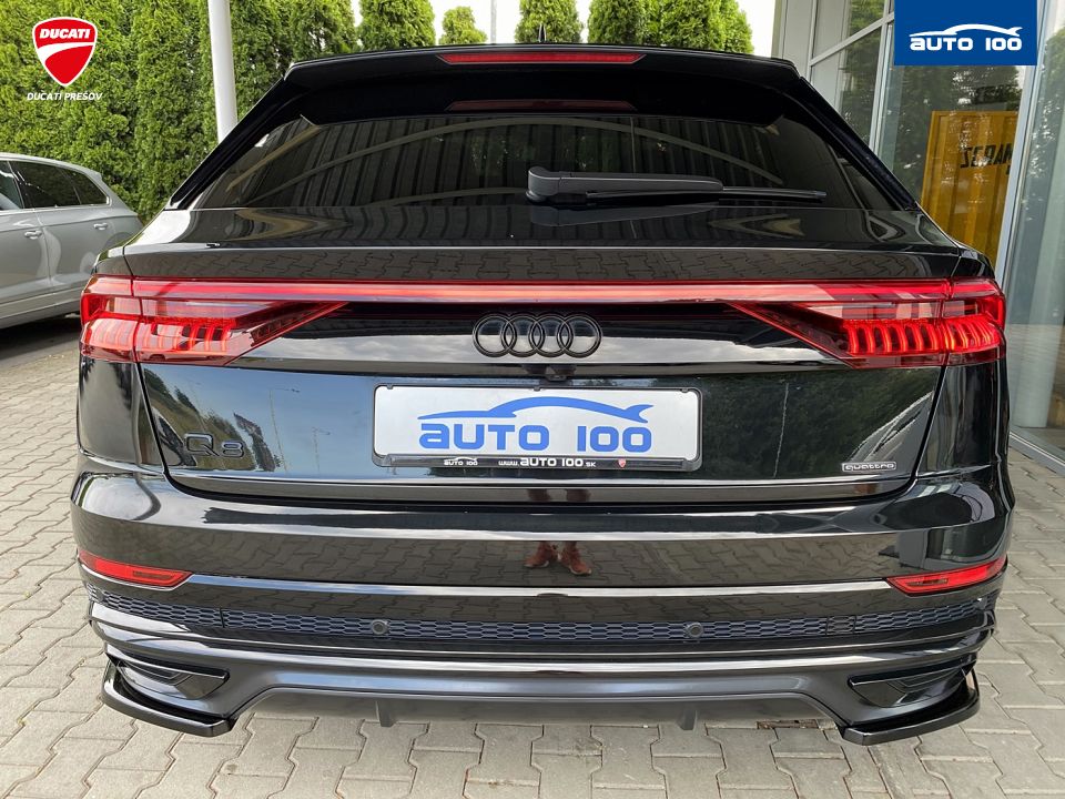 Audi Q8 50 quattro 3.0 TDI M-HEV 210kW Tiptronic-8