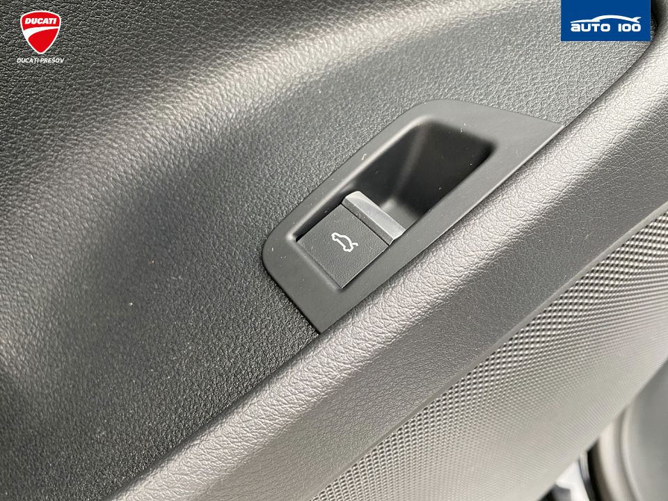 Audi Q8 50 quattro 3.0 TDI M-HEV 210kW Tiptronic-8