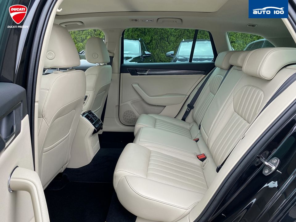 Škoda Superb Estate Style Premium Edition 2.0 TDI 4x4 140kW 7-DSG