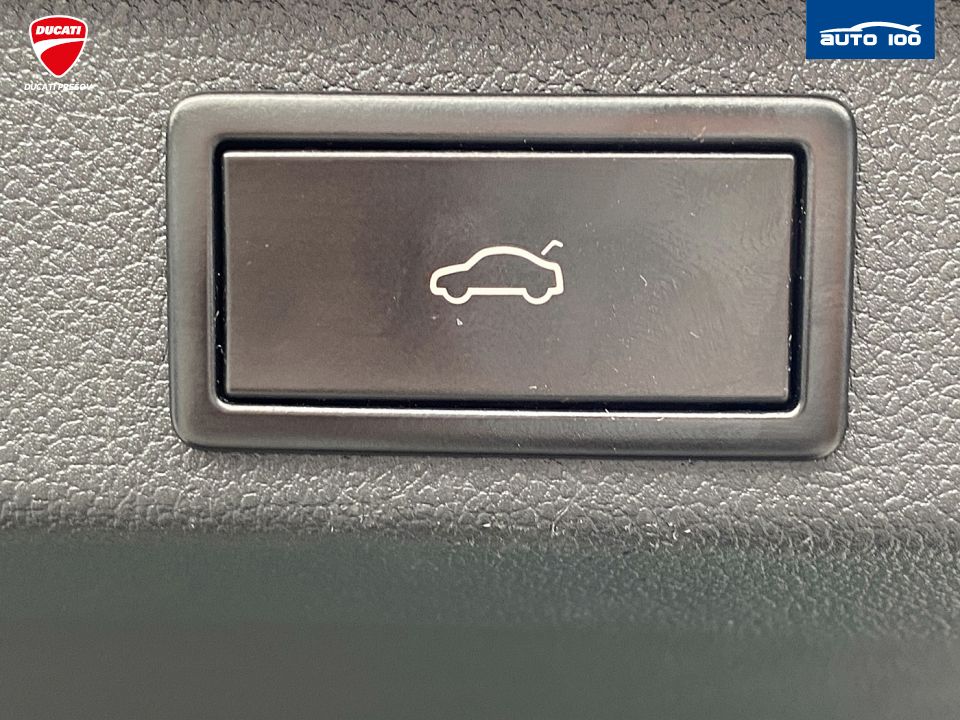 Škoda Superb Estate Style Premium Edition 2.0 TDI 4x4 140kW 7-DSG