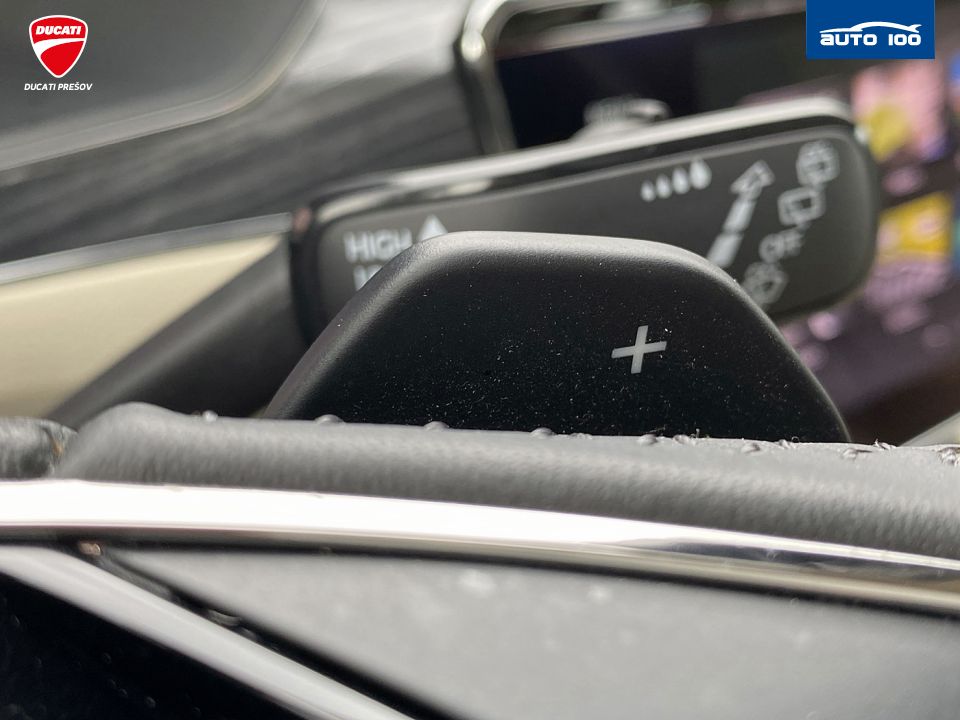 Škoda Superb Estate Style Premium Edition 2.0 TDI 4x4 140kW 7-DSG