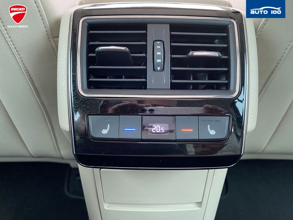 Škoda Superb Estate Style Premium Edition 2.0 TDI 4x4 140kW 7-DSG