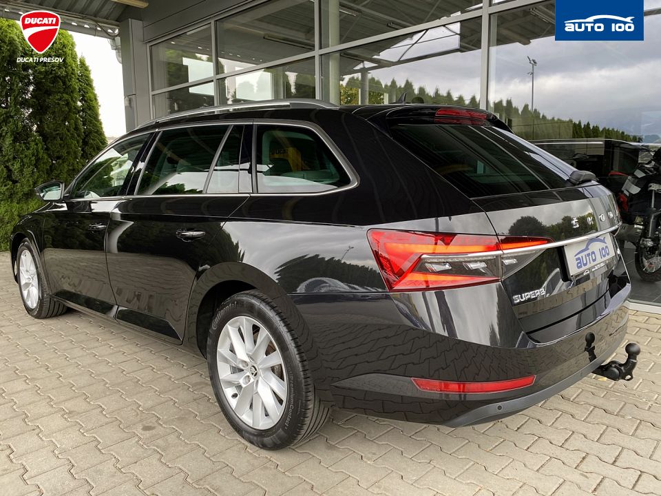 Škoda Superb Estate Style Premium Edition 2.0 TDI 4x4 140kW 7-DSG