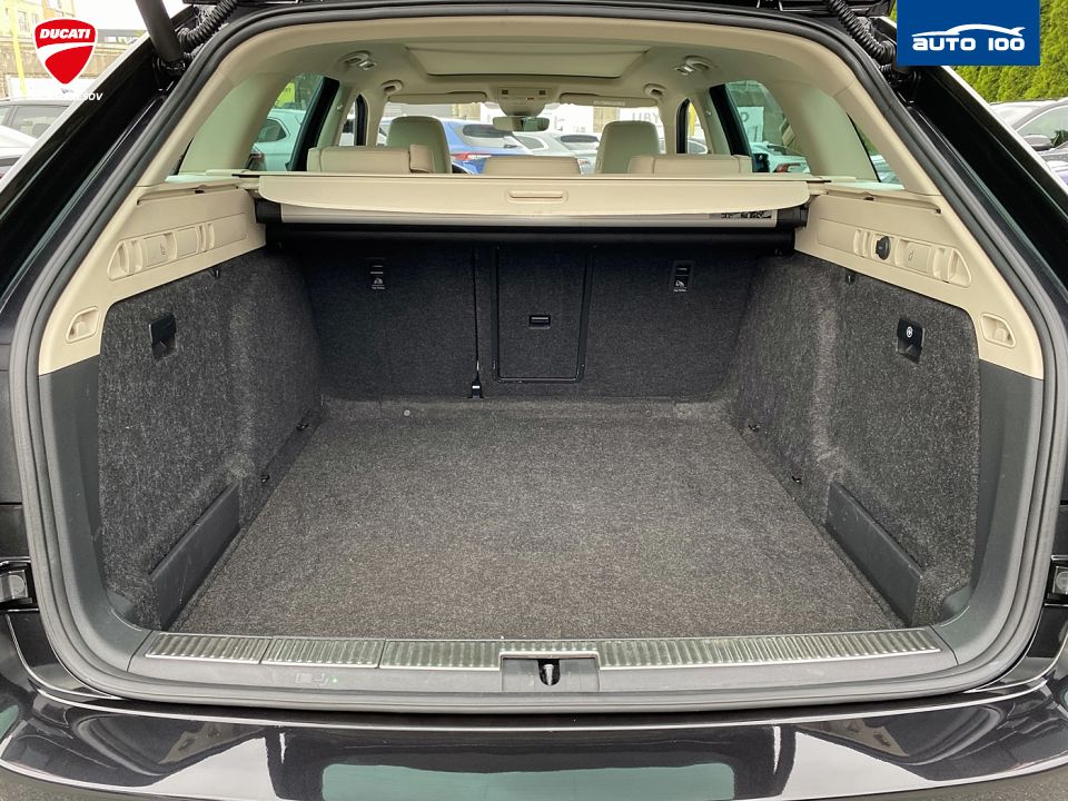 Škoda Superb Estate Style Premium Edition 2.0 TDI 4x4 140kW 7-DSG