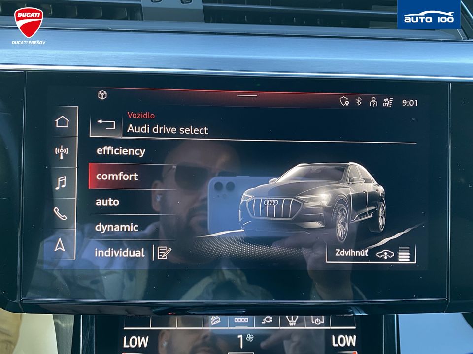 Audi e-tron 55 Sportback S Line 300kW