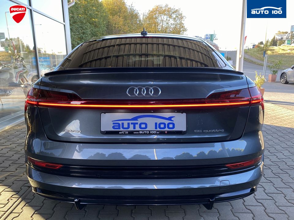 Audi e-tron 55 Sportback S Line 300kW