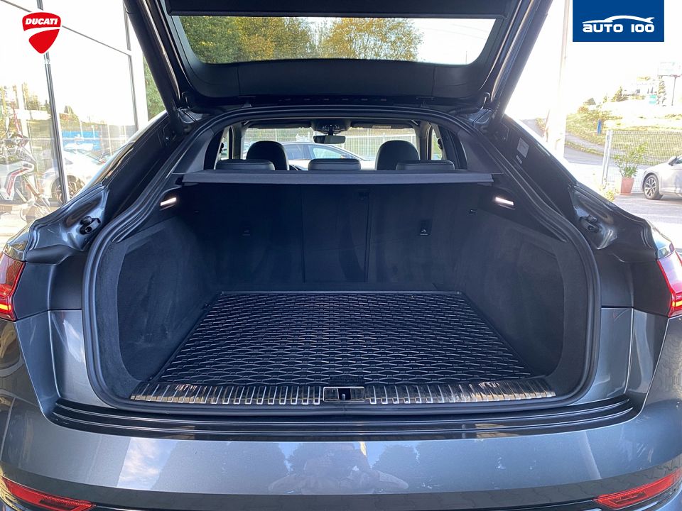 Audi e-tron 55 Sportback S Line 300kW