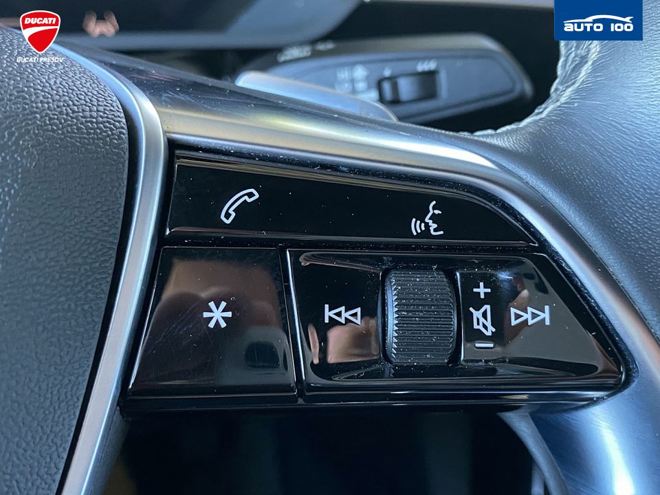 Audi e-tron 55 Sportback S Line 300kW