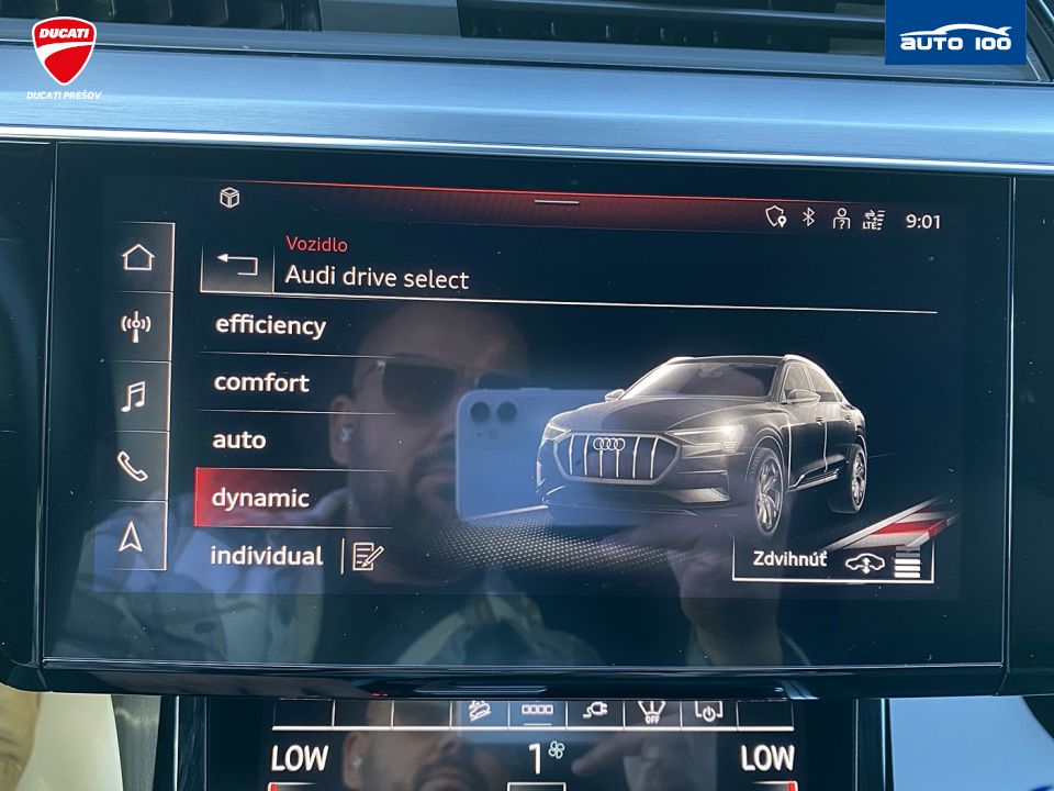 Audi e-tron 55 Sportback S Line 300kW