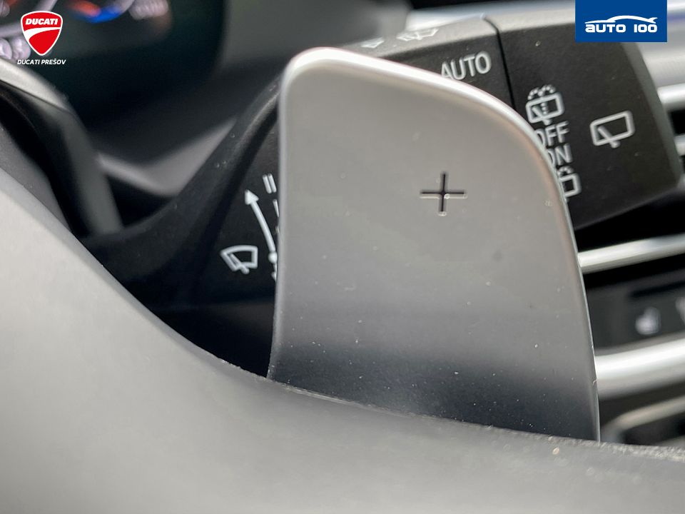 BMW X5 xDrive 40d AT-8