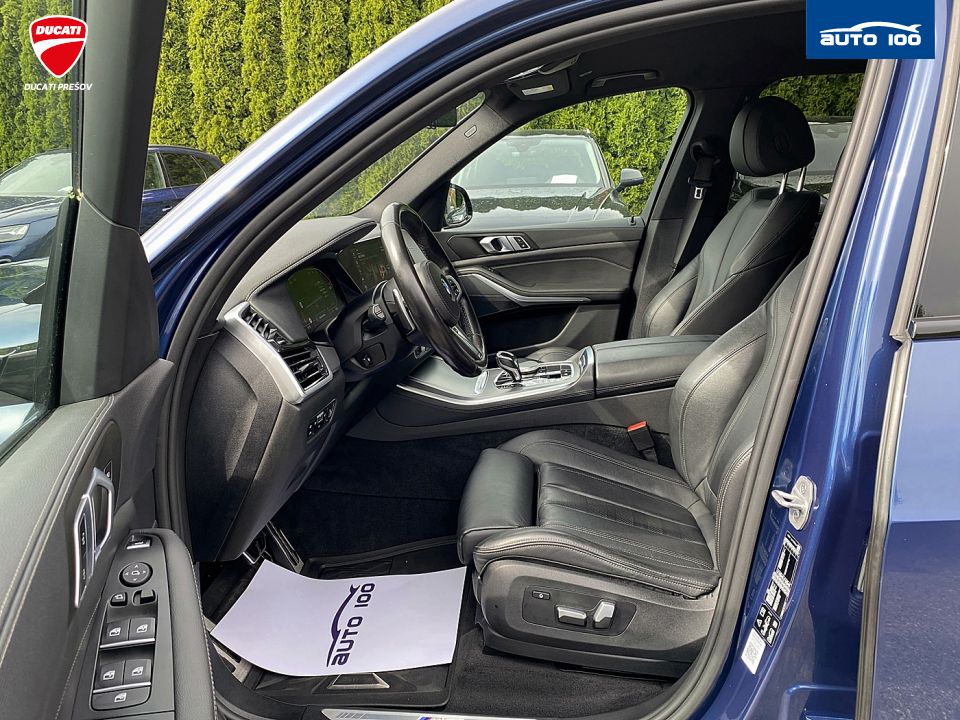 BMW X5 xDrive 40d AT-8