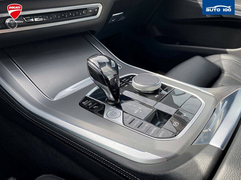 BMW X5 xDrive 40d AT-8
