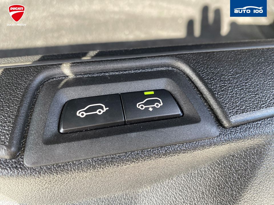 BMW X7 M50i 390KW 4x4