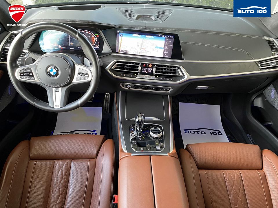 BMW X7 M50i 390KW 4x4