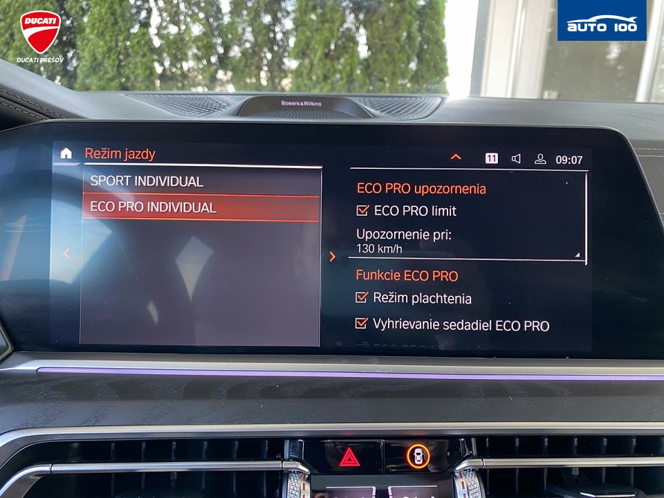 BMW X7 M50i 390KW 4x4