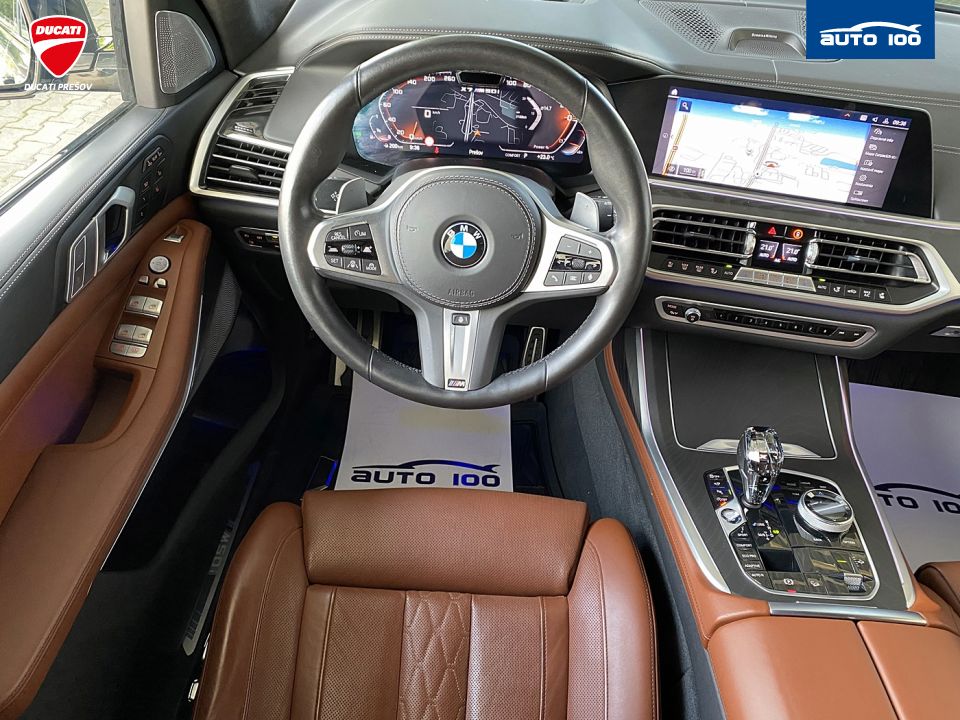BMW X7 M50i 390KW 4x4