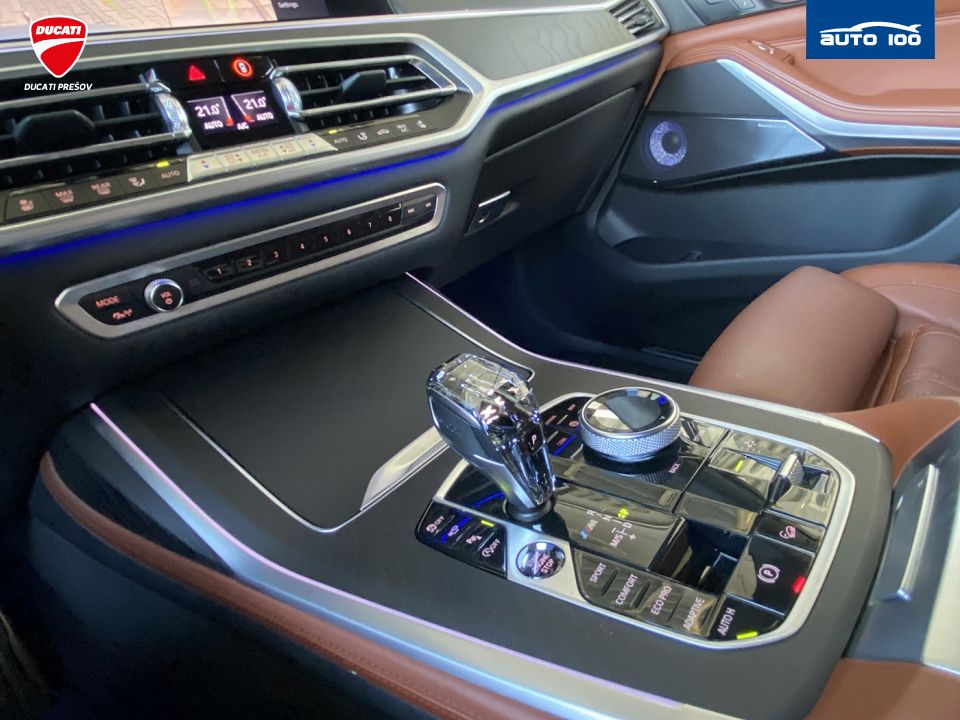 BMW X7 M50i 390KW 4x4