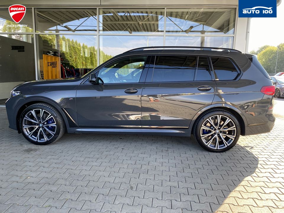 BMW X7 M50i 390KW 4x4