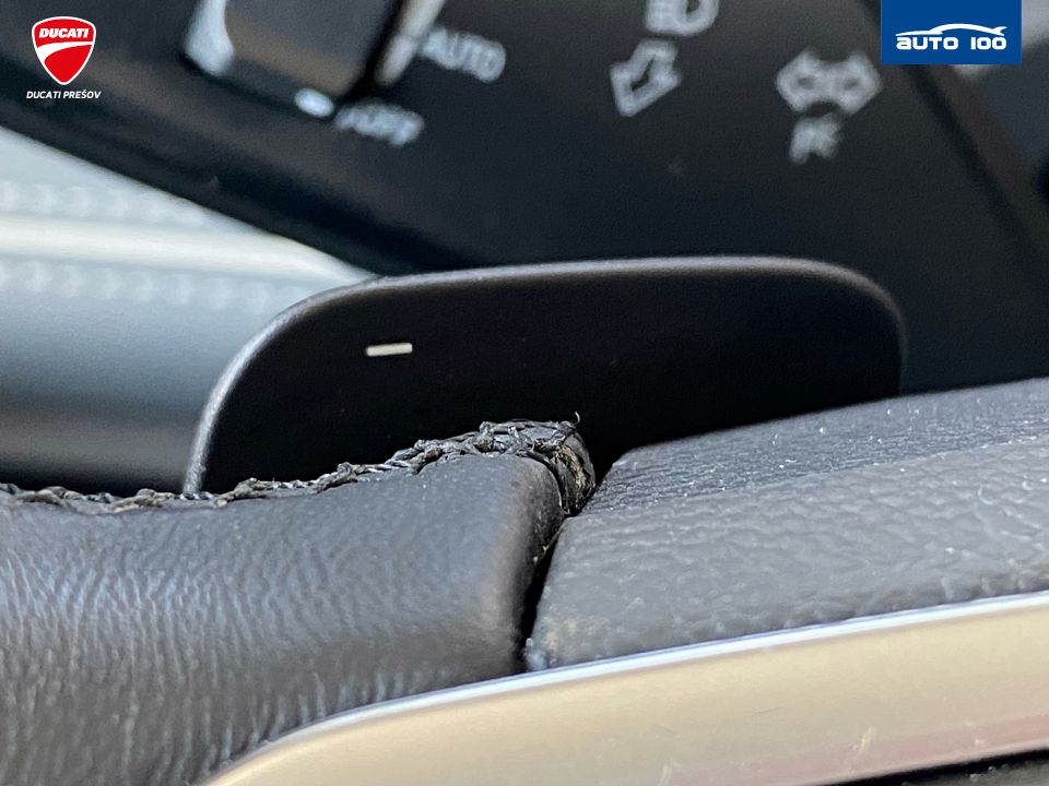 Volkswagen Passat Business 2.0 TDI 110kW 7-DSG