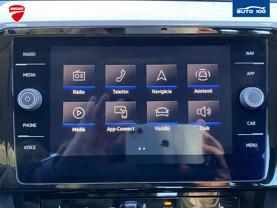 Volkswagen Passat Variant Business 2.0 TDI 110kW 7- DSG