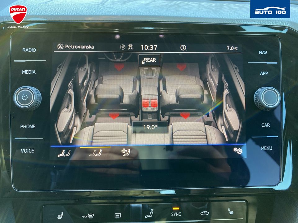 Volkswagen Passat Variant Business 2.0 TDI 110kW 7- DSG