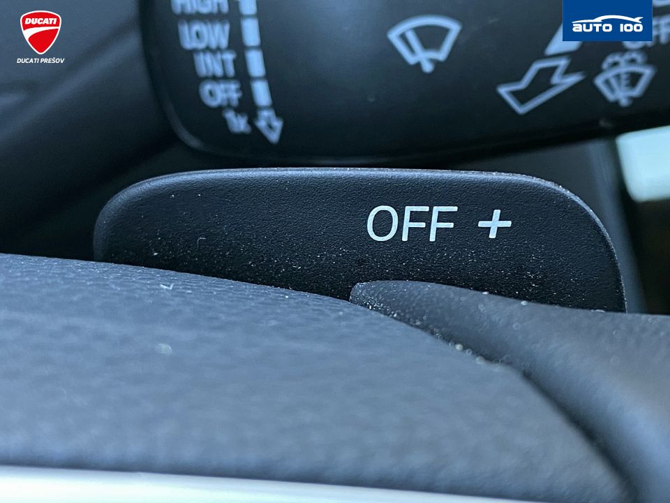 Volkswagen Passat Variant Business 2.0 TDI 110kW 7- DSG