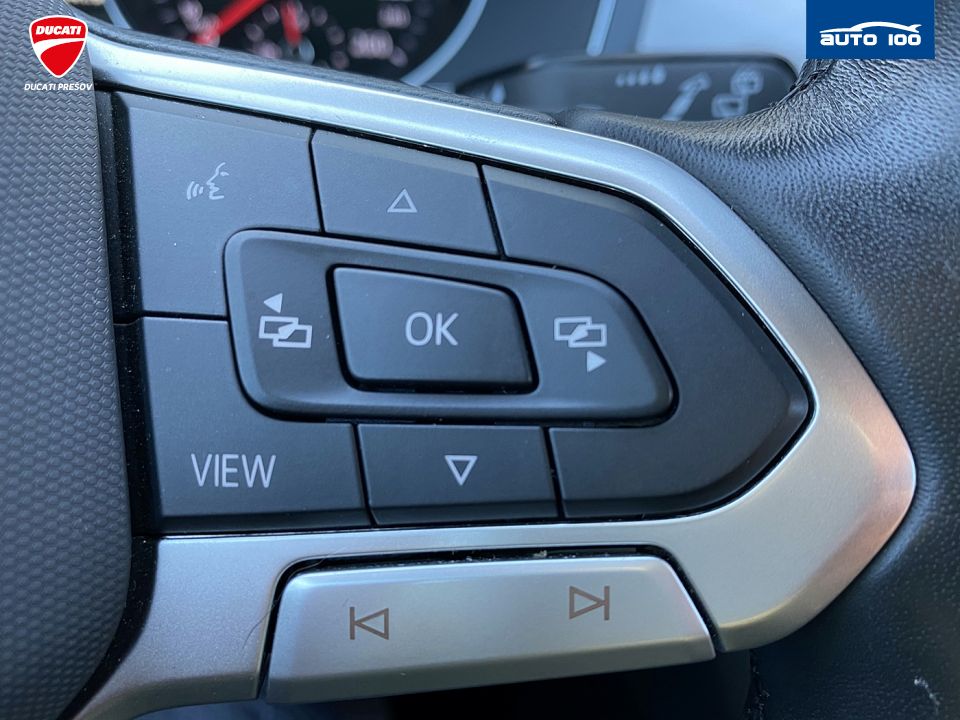 Volkswagen Passat Variant Business 2.0 TDI 110kW 7- DSG