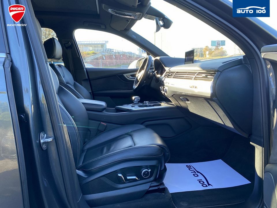 Audi Q7 3.0 TDI S-Line 200 kW AT-7