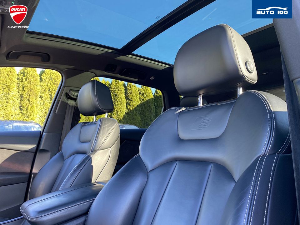 Audi Q7 3.0 TDI S-Line 200 kW AT-7