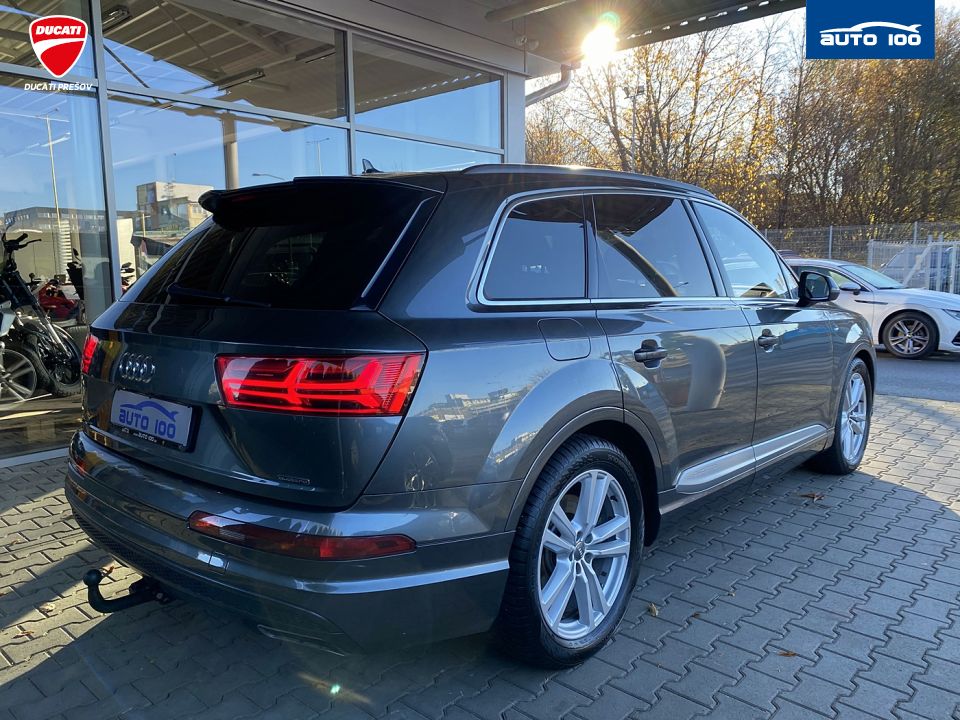 Audi Q7 3.0 TDI S-Line 200 kW AT-7