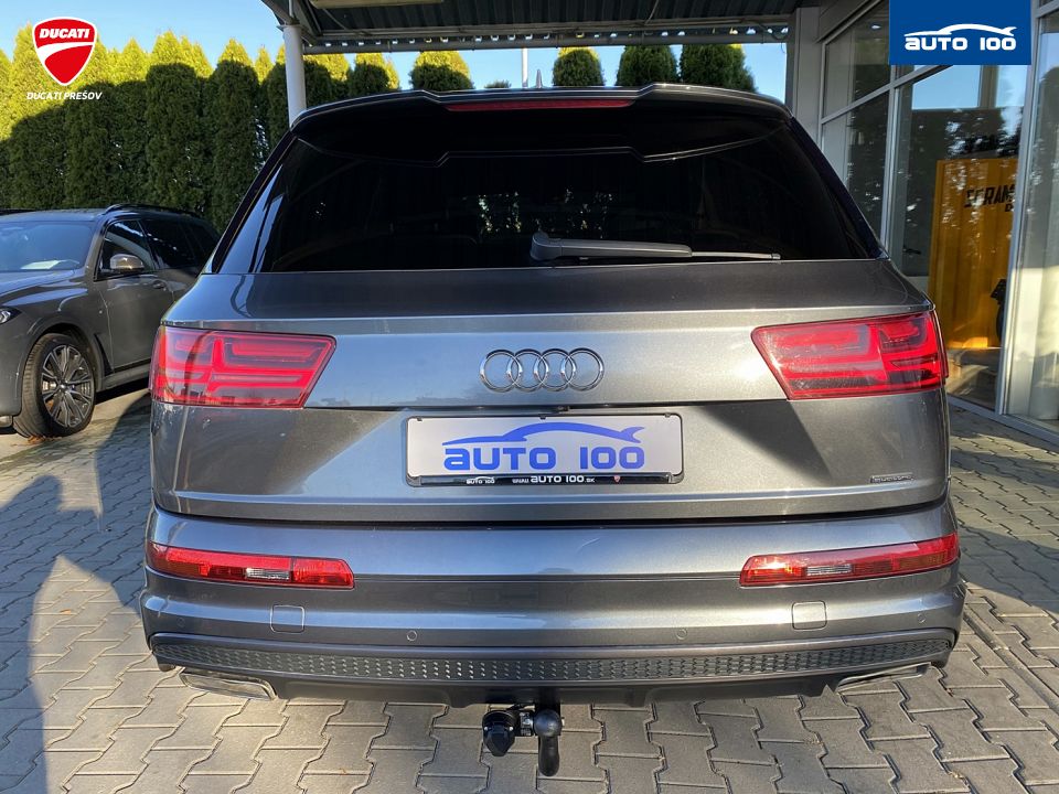 Audi Q7 3.0 TDI S-Line 200 kW AT-7