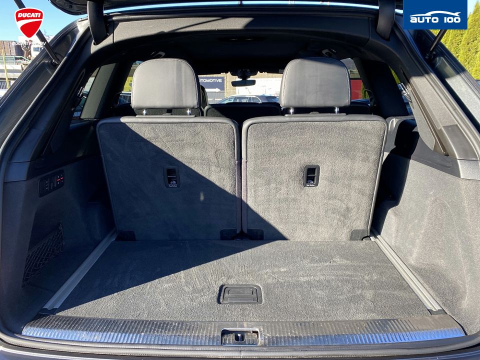 Audi Q7 3.0 TDI S-Line 200 kW AT-7