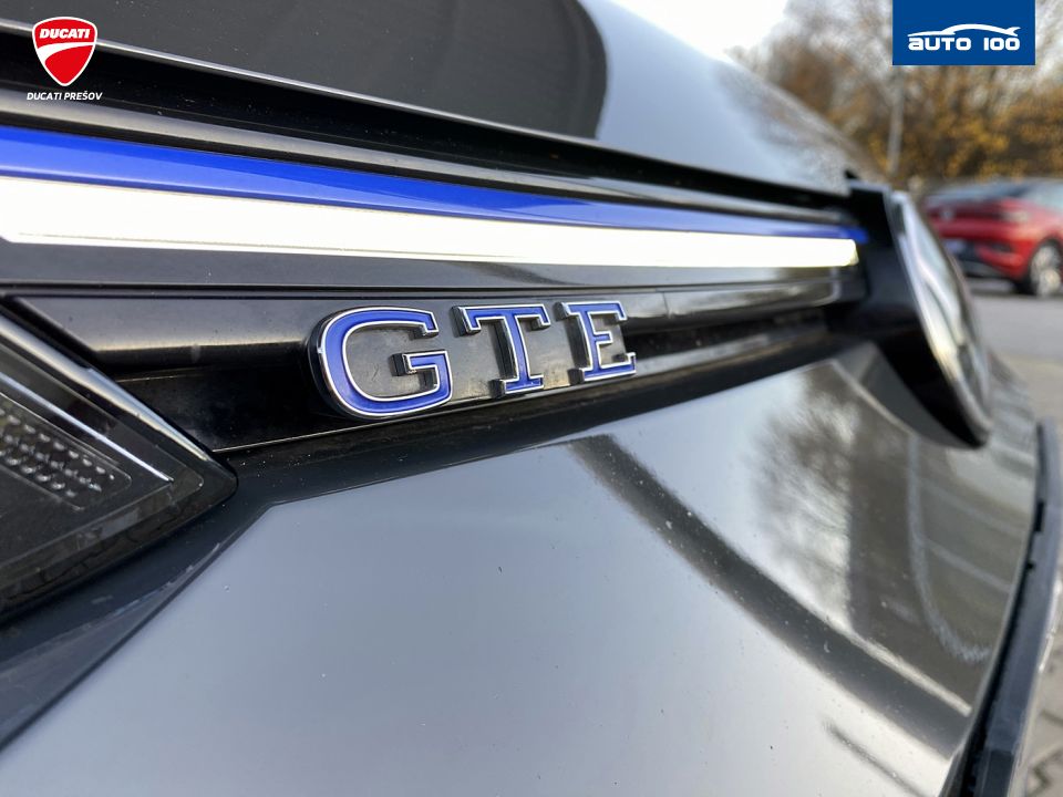 Volkswagen Golf GTE 1.4 180KW