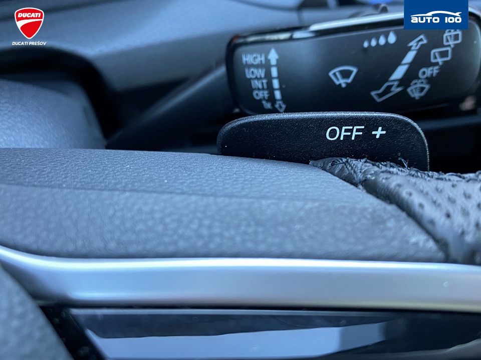 Volkswagen Golf GTE 1.4 180KW