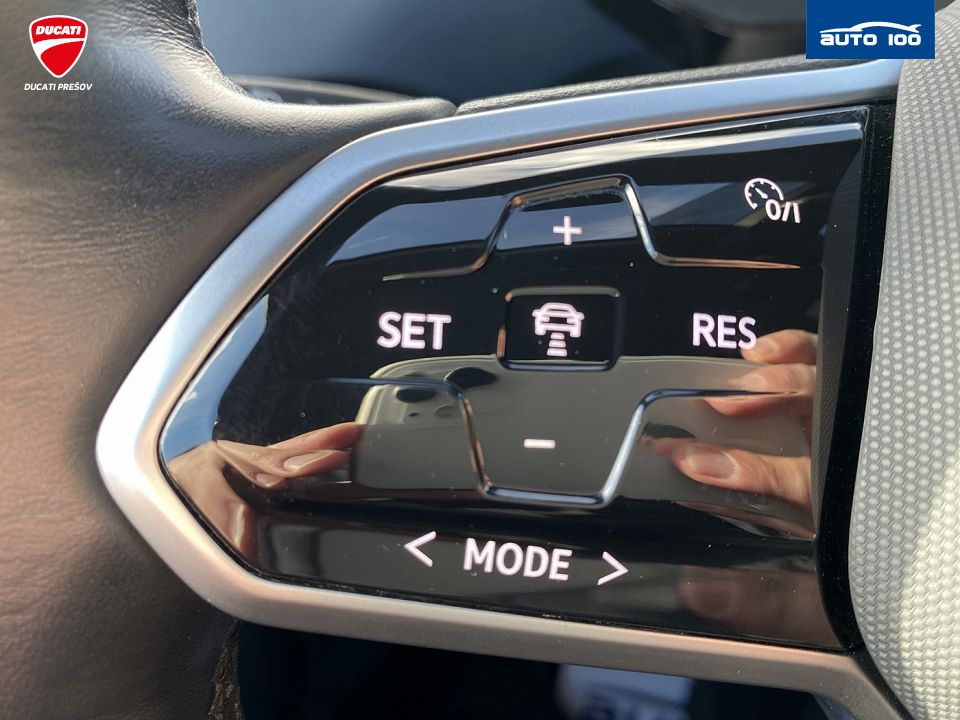 Volkswagen ID.5 GTX 4Motion electric 220kW 1-speed automatic