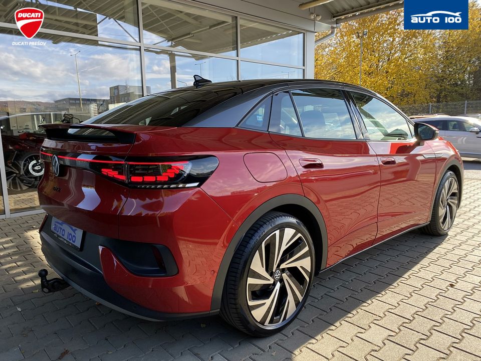 Volkswagen ID.5 GTX 4Motion electric 220kW 1-speed automatic