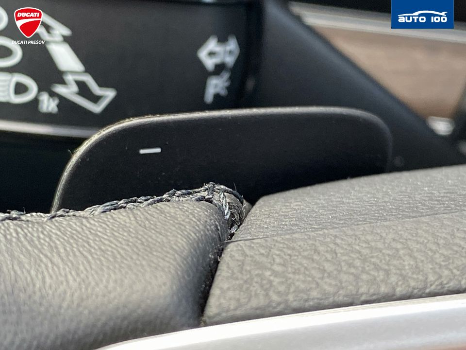 Volkswagen Touareg Elegance 4Motion 3.0 TDI SCR 170kW